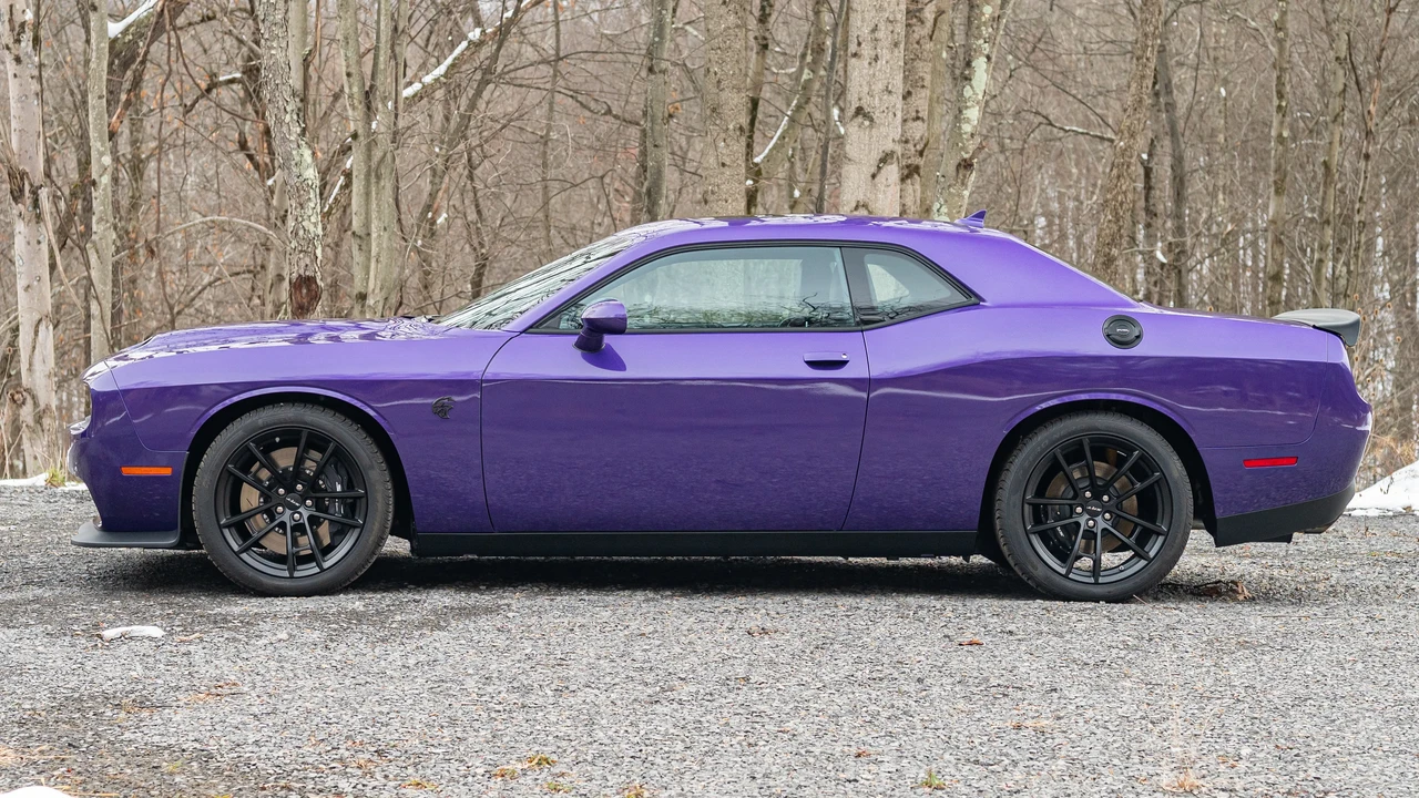 2023 Dodge Challenger SRT Hellcat 3rd Gen - Image 5 of 31