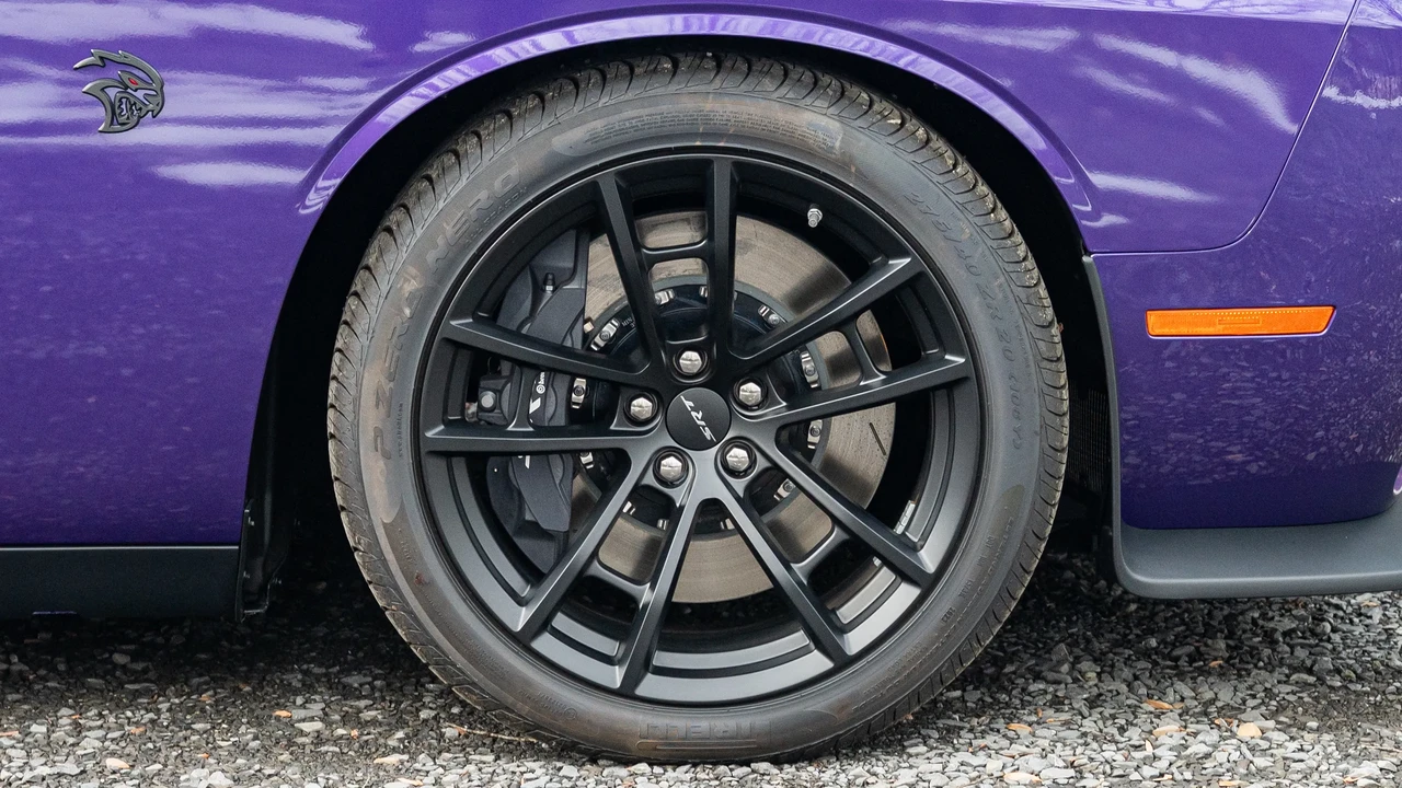 2023 Dodge Challenger SRT Hellcat 3rd Gen - Image 26 of 31