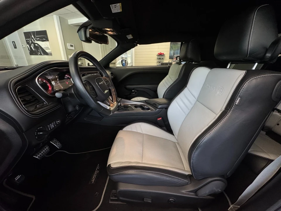 2023 Dodge Challenger SRT Hellcat 3rd Gen - Image 17 of 21