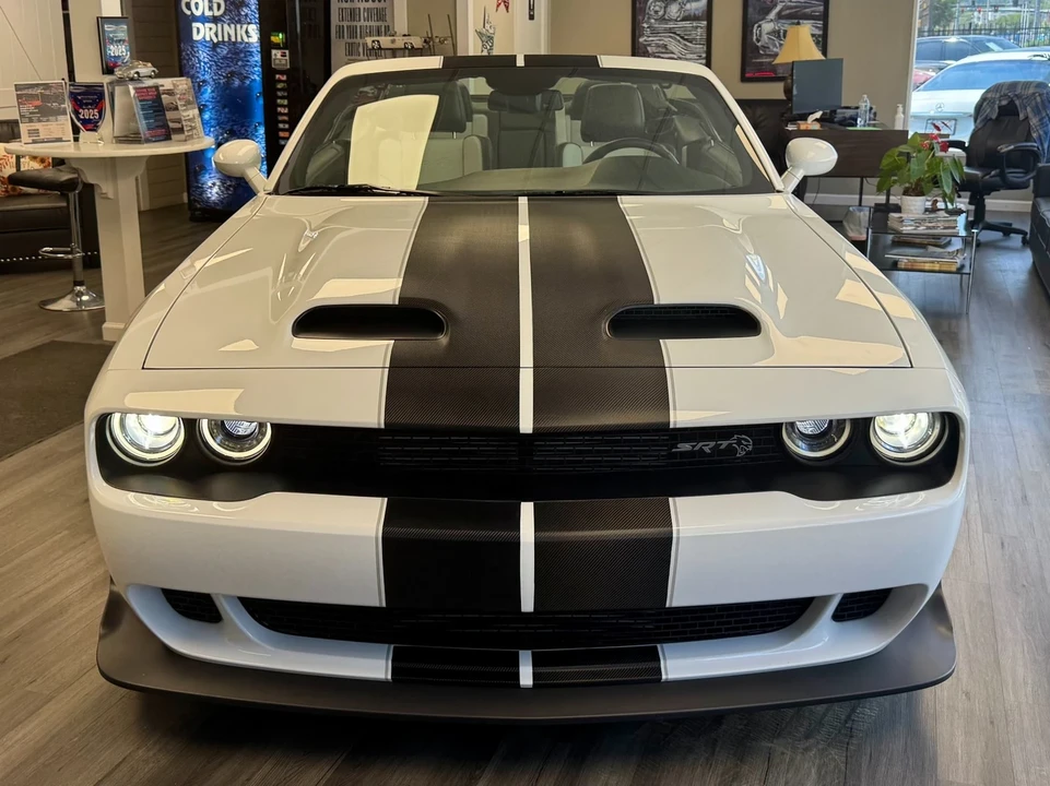 2023 Dodge Challenger SRT Hellcat 3rd Gen - Image 5 of 12