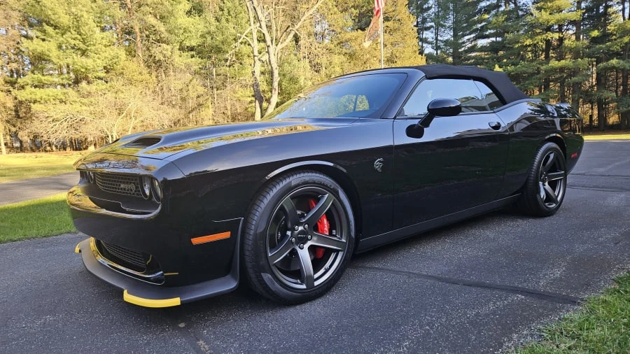 2023 Dodge Challenger SRT Hellcat 3rd Gen - Image 6 of 12