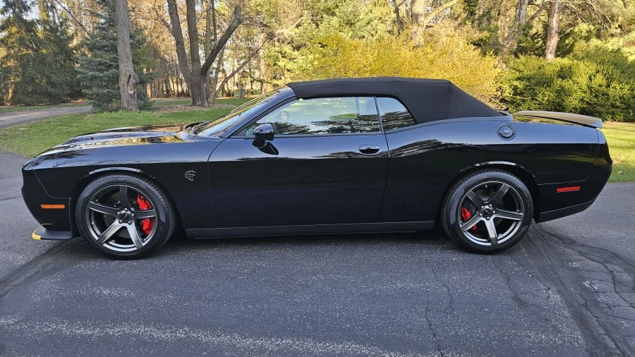 2023 Dodge Challenger SRT Hellcat 3rd Gen - Image 2 of 12
