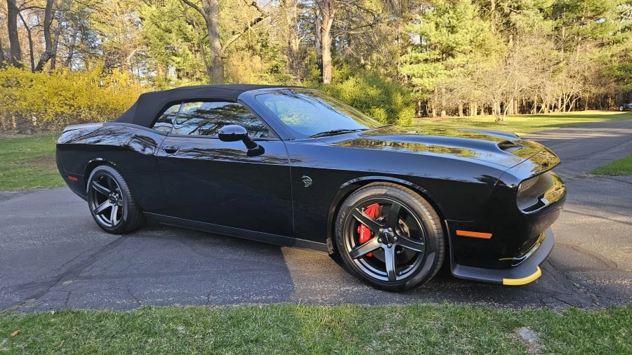 2023 Dodge Challenger SRT Hellcat 3rd Gen - Image 7 of 12