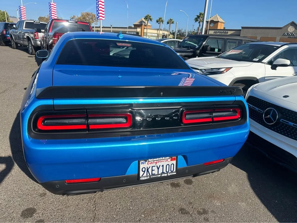 2023 Dodge Challenger SRT Hellcat 3rd Gen - Image 6 of 8