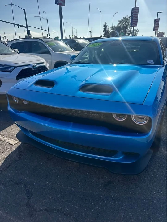 2023 Dodge Challenger SRT Hellcat 3rd Gen - Image 3 of 8