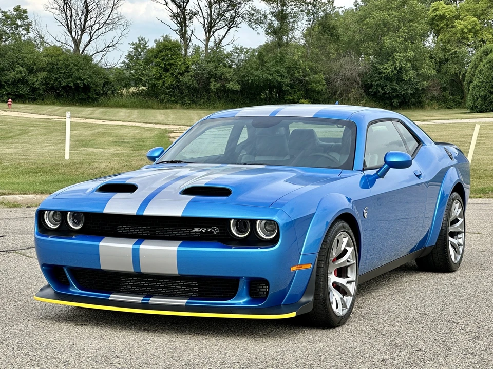2023 Dodge Challenger SRT Hellcat 3rd Gen - Image 25 of 31