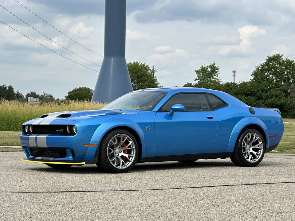 2023 Dodge Challenger SRT Hellcat 3rd Gen - Image 20 of 31