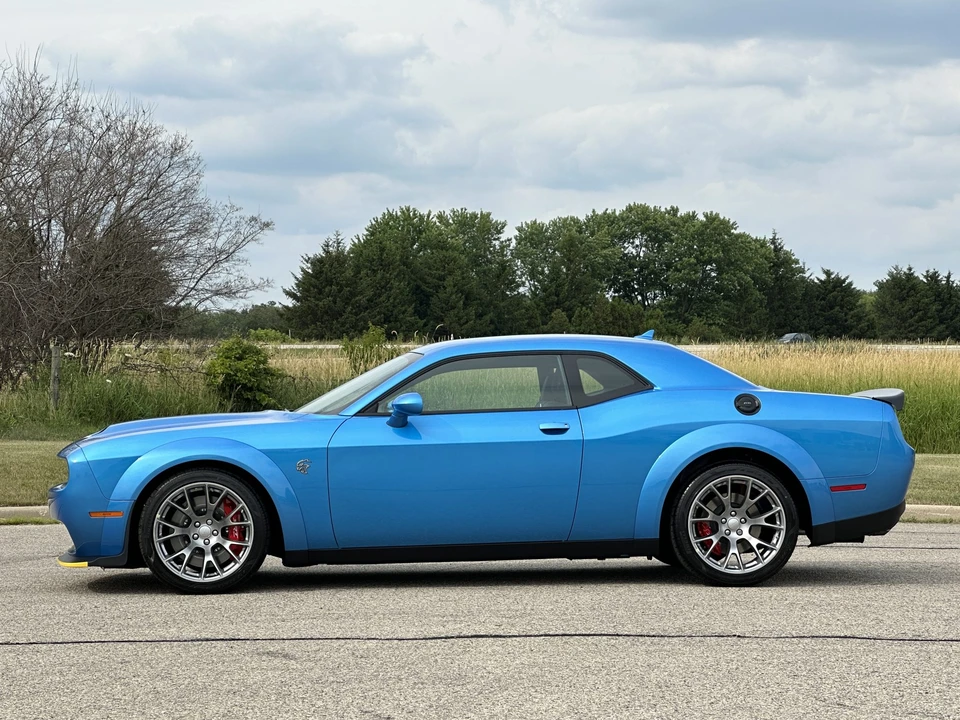 2023 Dodge Challenger SRT Hellcat 3rd Gen - Image 18 of 31