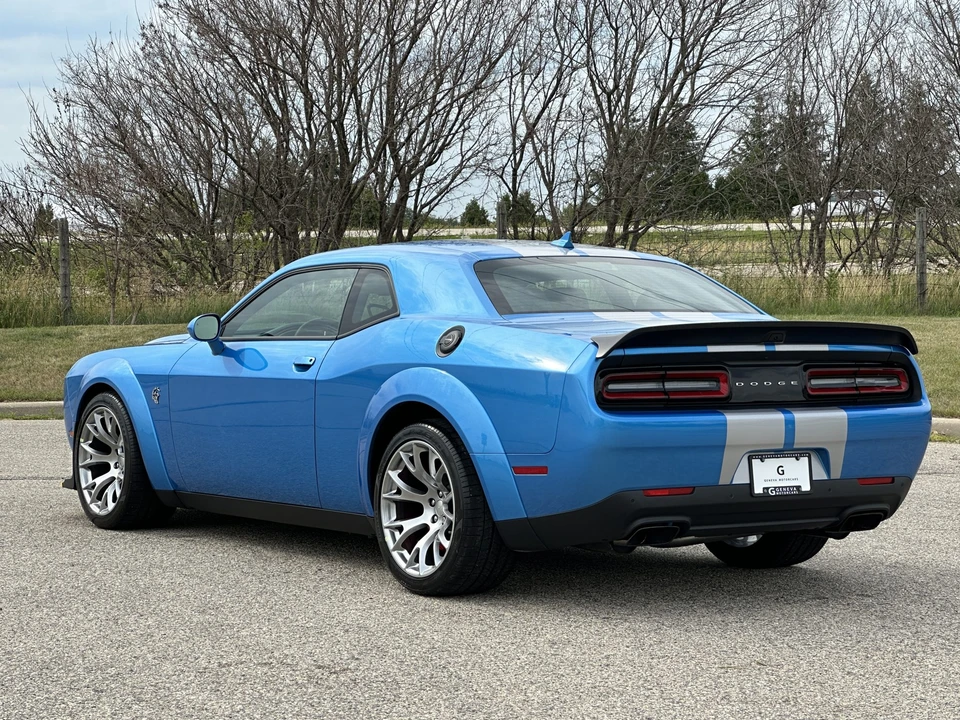 2023 Dodge Challenger SRT Hellcat 3rd Gen - Image 15 of 31