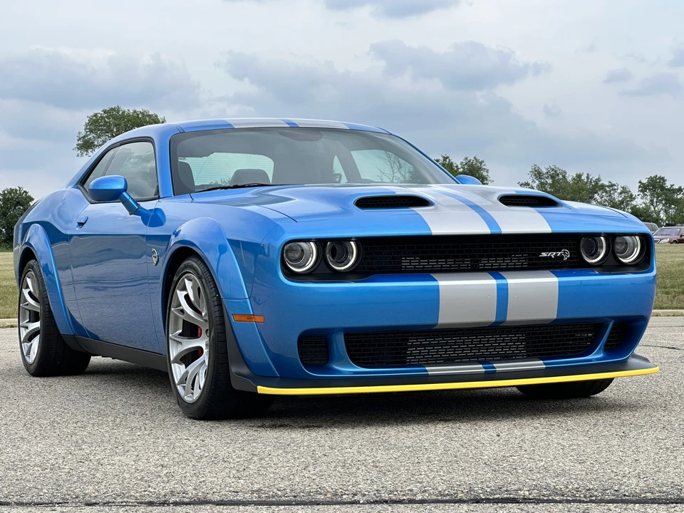 2023 Dodge Challenger SRT Hellcat 3rd Gen - Image 7 of 31
