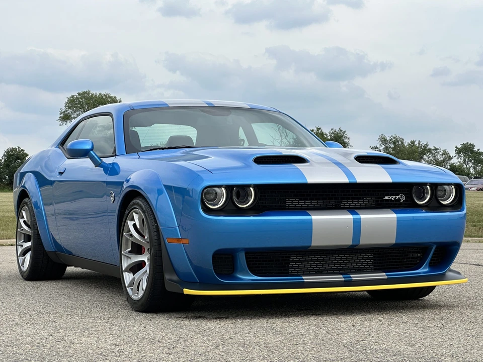 2023 Dodge Challenger SRT Hellcat 3rd Gen - Image 6 of 31