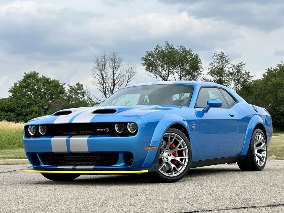 2023 Dodge Challenger SRT Hellcat 3rd Gen - Image 3 of 31