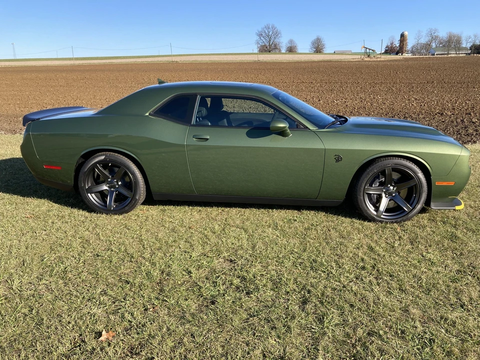 2023 Dodge Challenger SRT Hellcat 3rd Gen - Image 10 of 31