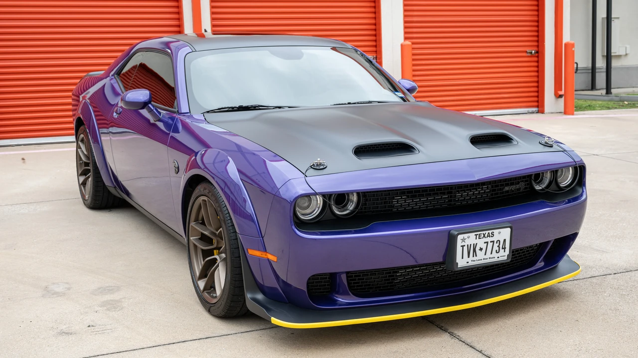 2023 Dodge Challenger SRT Hellcat 3rd Gen - Image 3 of 31