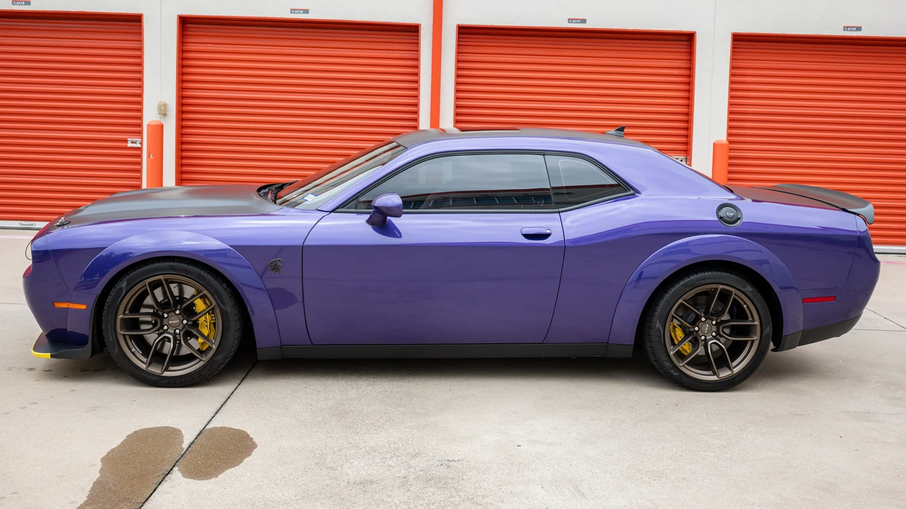 2023 Dodge Challenger SRT Hellcat 3rd Gen - Image 8 of 31