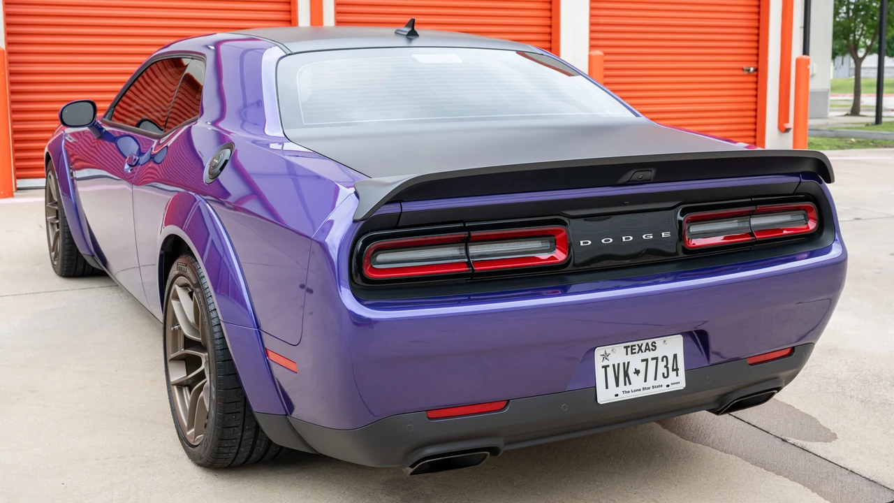 2023 Dodge Challenger SRT Hellcat 3rd Gen - Image 7 of 31