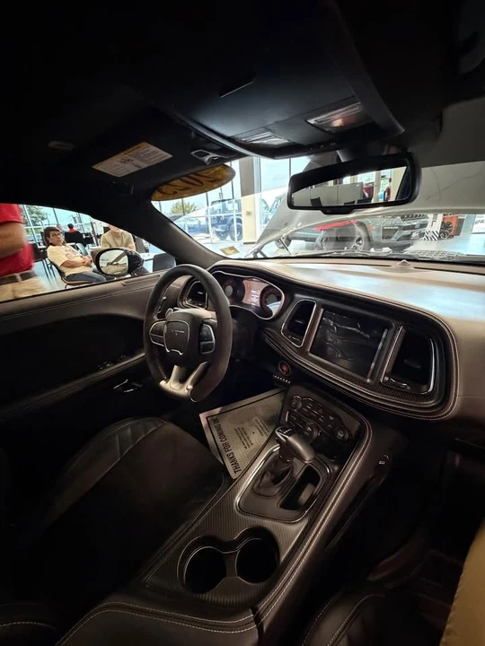 2023 Dodge Challenger SRT Hellcat 3rd Gen - Image 7 of 10