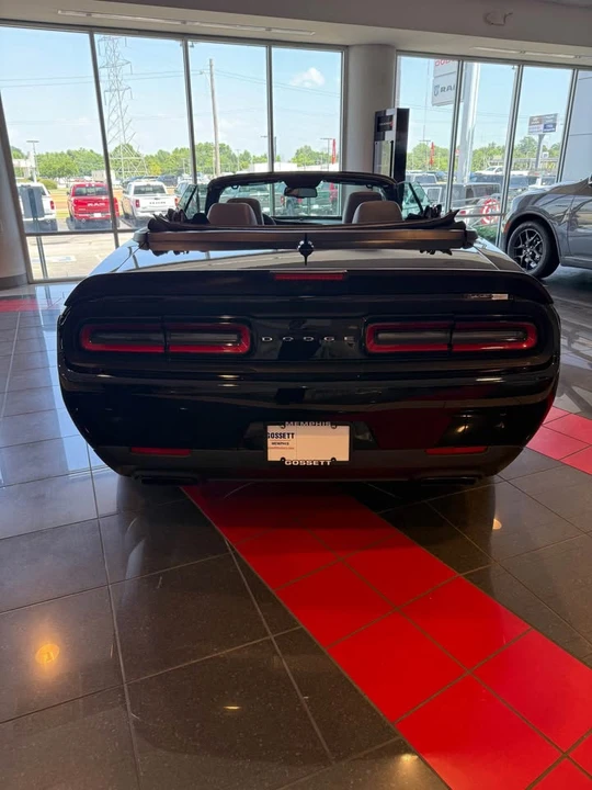 2023 Dodge Challenger SRT Hellcat 3rd Gen - Image 4 of 4