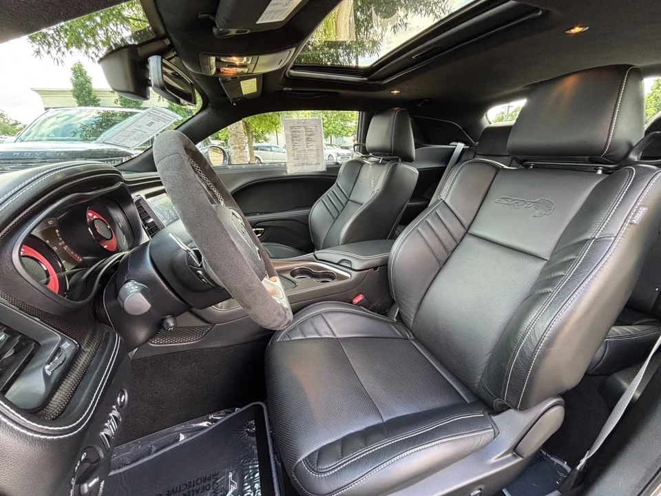 2023 Dodge Challenger SRT Hellcat 3rd Gen - Image 25 of 31