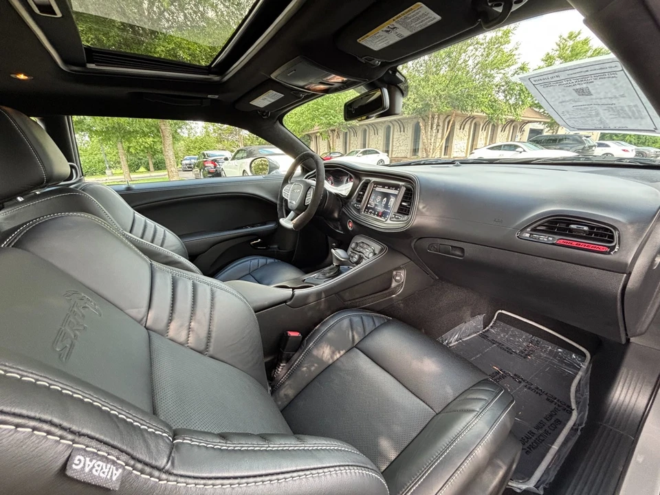2023 Dodge Challenger SRT Hellcat 3rd Gen - Image 27 of 31