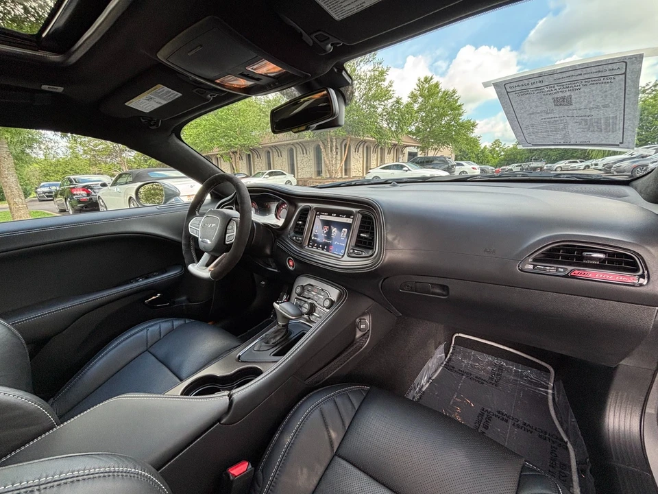 2023 Dodge Challenger SRT Hellcat 3rd Gen - Image 28 of 31