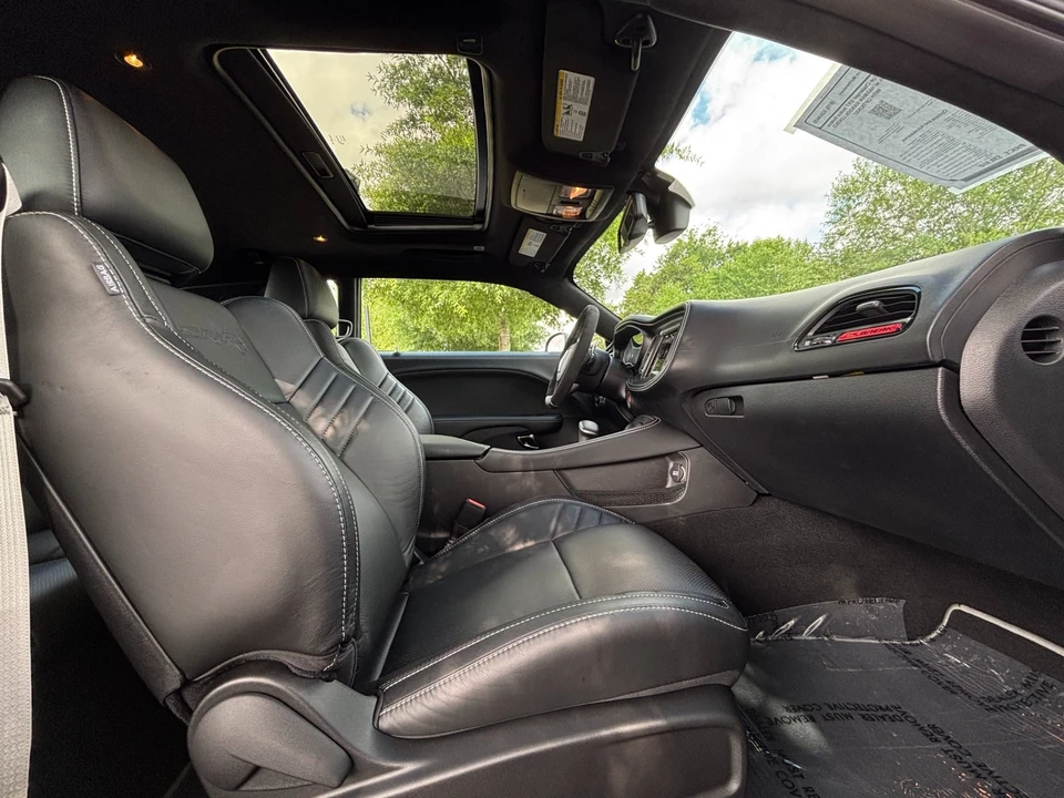 2023 Dodge Challenger SRT Hellcat 3rd Gen - Image 26 of 31