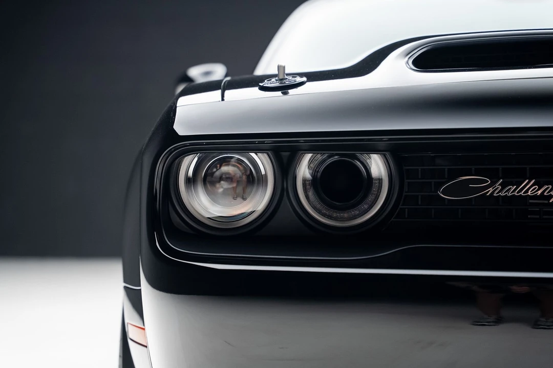 2023 Dodge Challenger SRT Hellcat 3rd Gen - Image 9 of 31