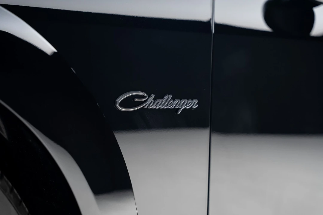 2023 Dodge Challenger SRT Hellcat 3rd Gen - Image 27 of 31