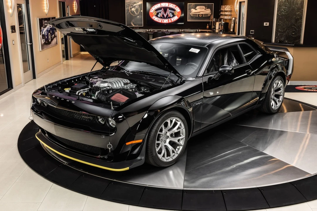 2023 Dodge Challenger SRT Hellcat 3rd Gen - Image 6 of 24
