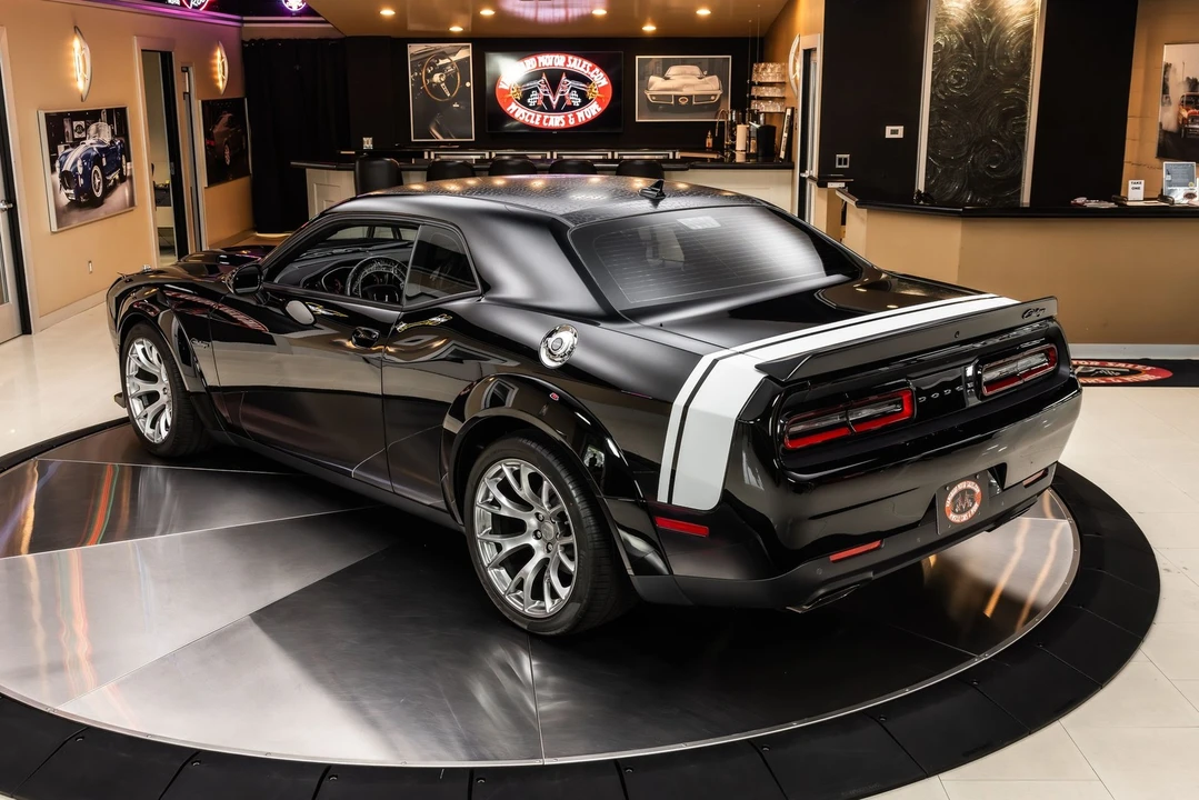 2023 Dodge Challenger SRT Hellcat 3rd Gen - Image 17 of 24
