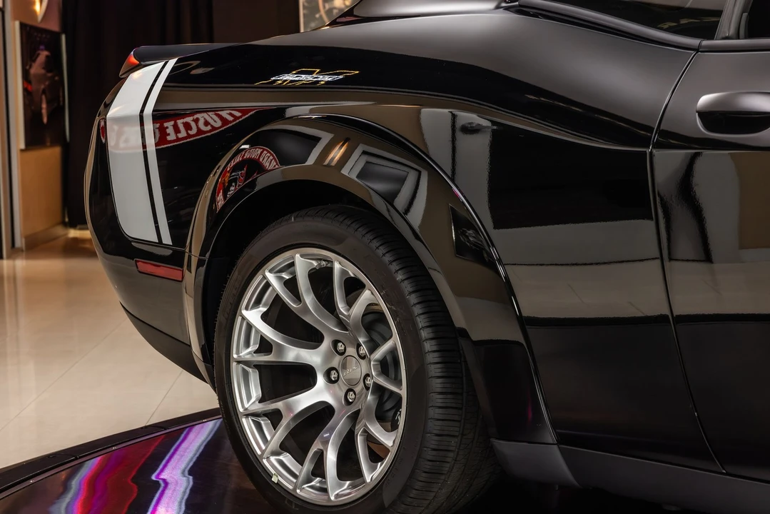 2023 Dodge Challenger SRT Hellcat 3rd Gen - Image 23 of 24