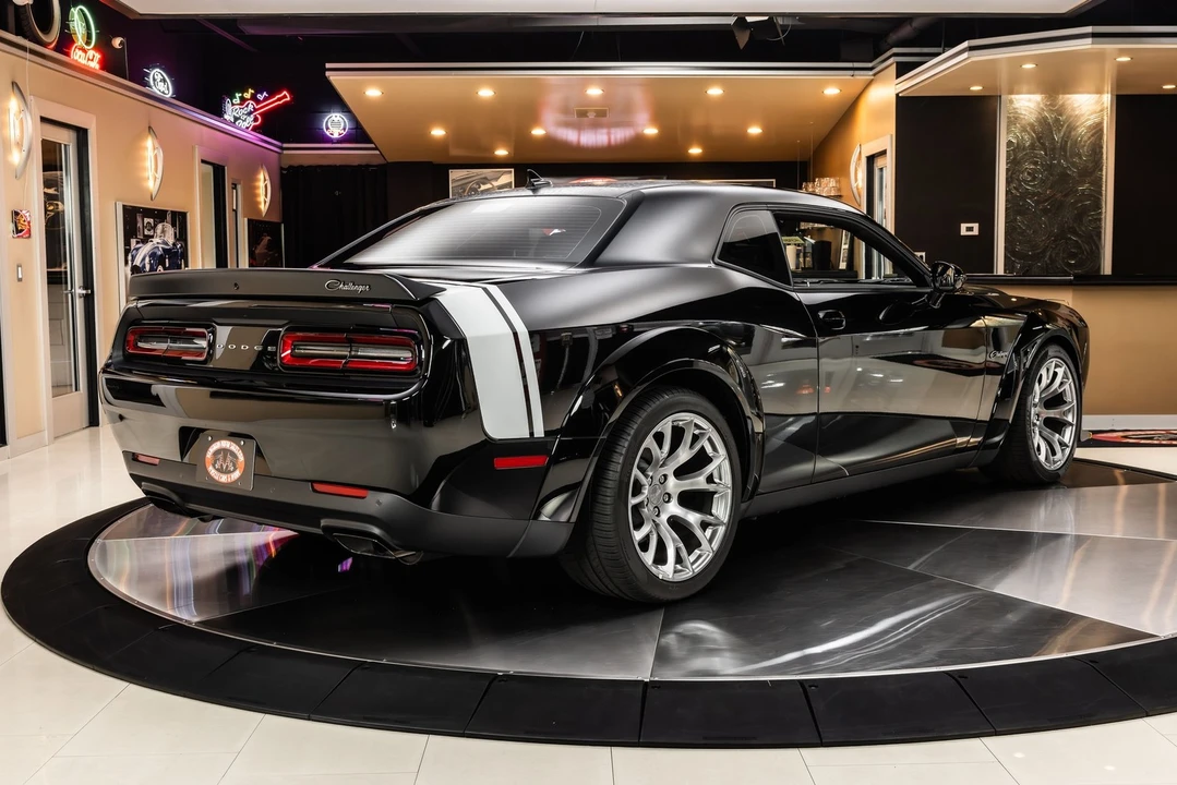 2023 Dodge Challenger SRT Hellcat 3rd Gen - Image 12 of 24