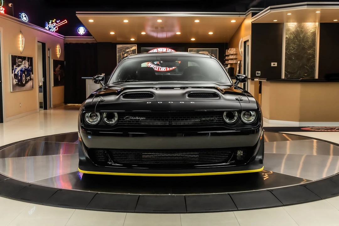 2023 Dodge Challenger SRT Hellcat 3rd Gen - Image 7 of 24