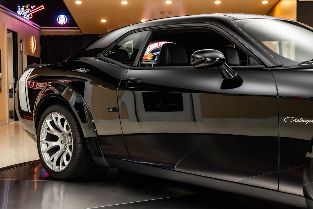 2023 Dodge Challenger SRT Hellcat 3rd Gen - Image 22 of 24