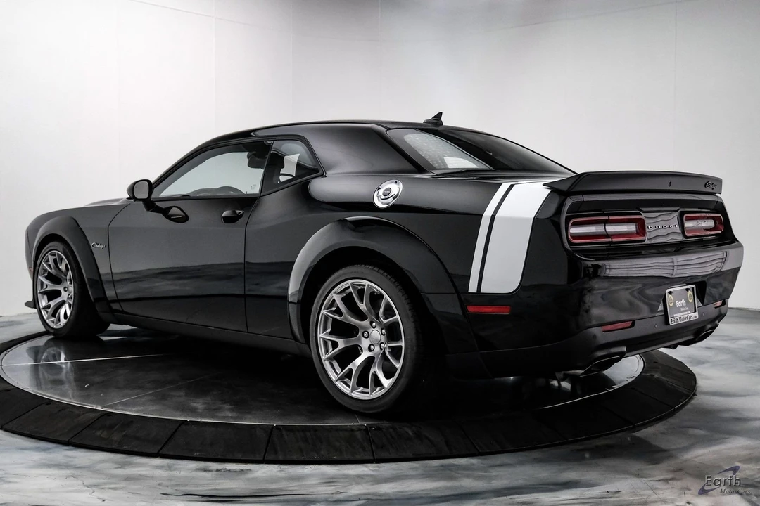 2023 Dodge Challenger SRT Hellcat 3rd Gen - Image 9 of 12