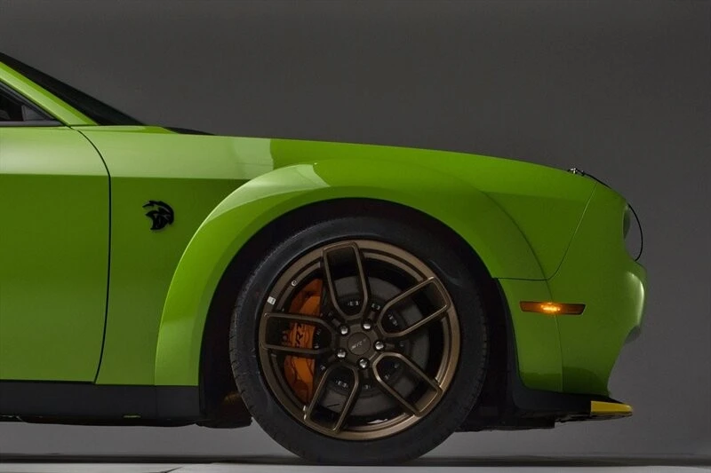 2023 Dodge Challenger SRT Hellcat 3rd Gen - Image 14 of 21