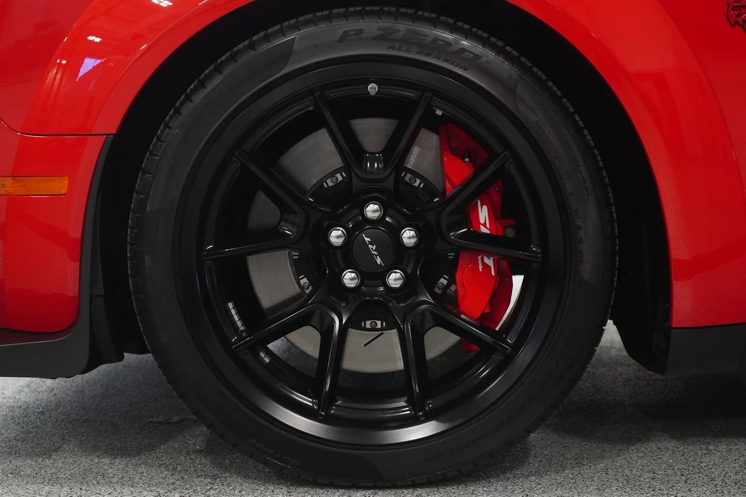 2023 Dodge Challenger SRT Hellcat 3rd Gen - Image 9 of 12