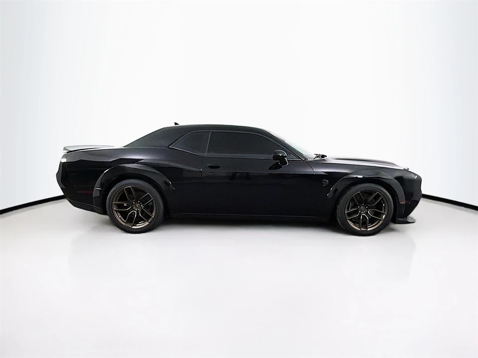 2023 Dodge Challenger SRT Hellcat 3rd Gen - Image 9 of 12