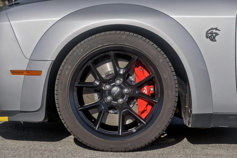 2023 Dodge Challenger SRT Hellcat 3rd Gen - Image 16 of 31