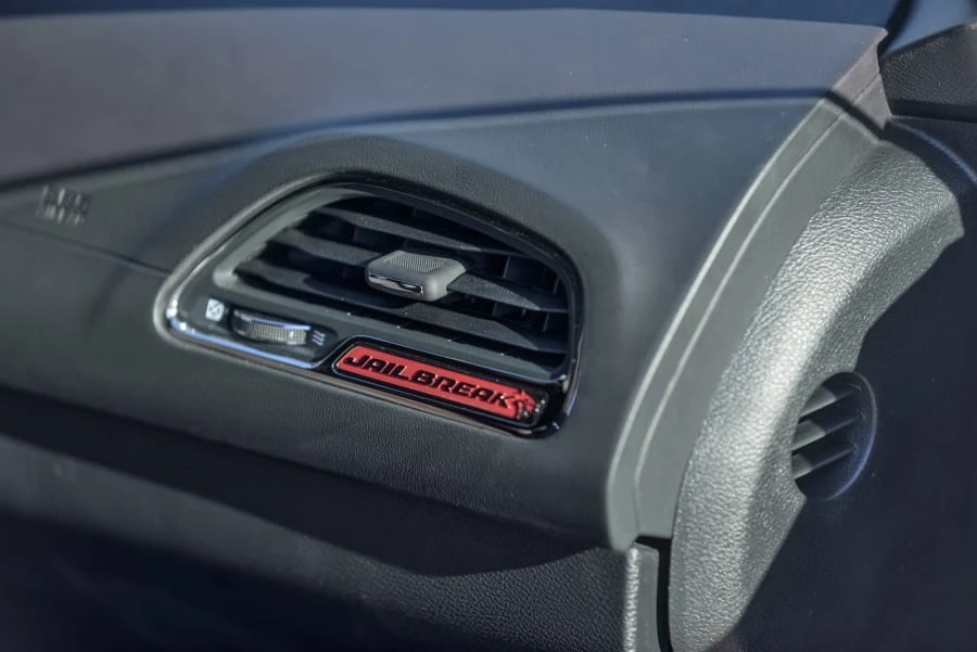 2023 Dodge Challenger SRT Hellcat 3rd Gen - Image 27 of 31