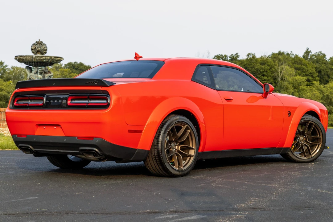 2023 Dodge Challenger SRT Hellcat 3rd Gen - Image 13 of 31