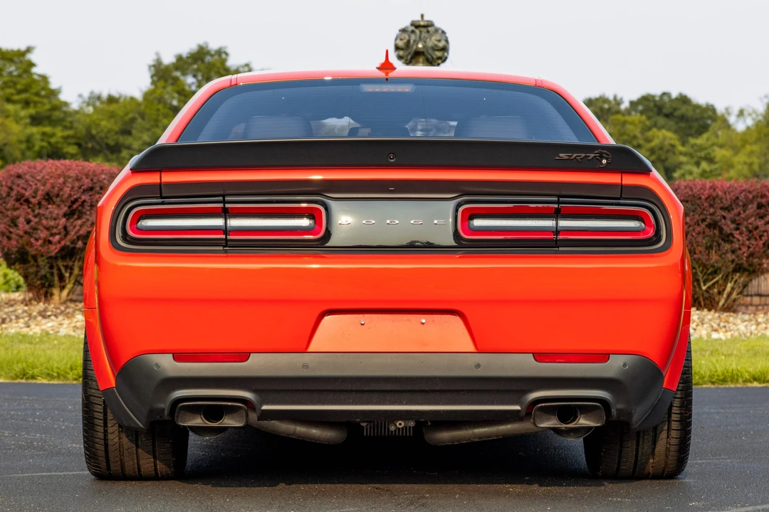 2023 Dodge Challenger SRT Hellcat 3rd Gen - Image 16 of 31