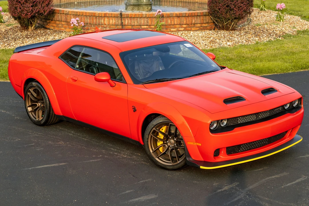 2023 Dodge Challenger SRT Hellcat 3rd Gen - Image 6 of 31