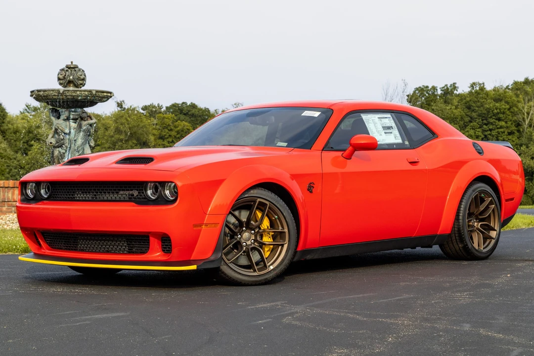 2023 Dodge Challenger SRT Hellcat 3rd Gen - Image 3 of 31