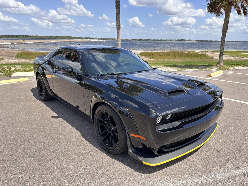 2023 Dodge Challenger SRT Hellcat 3rd Gen - Image 4 of 31
