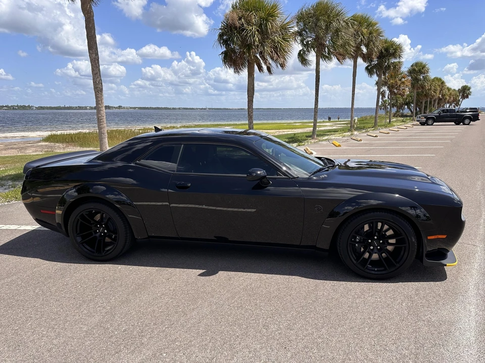 2023 Dodge Challenger SRT Hellcat 3rd Gen - Image 8 of 31