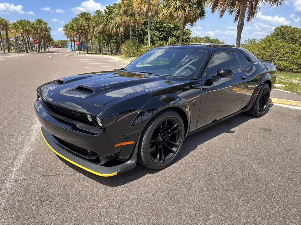 2023 Dodge Challenger SRT Hellcat 3rd Gen - Image 2 of 31