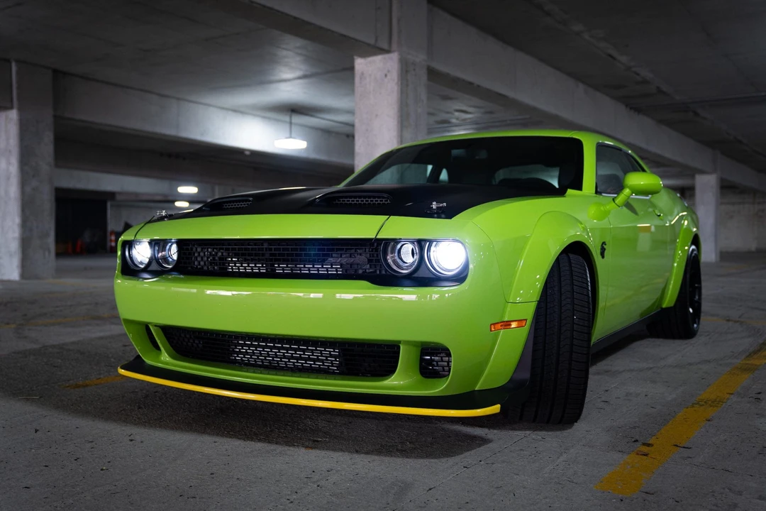 2023 Dodge Challenger SRT Hellcat 3rd Gen - Image 9 of 31