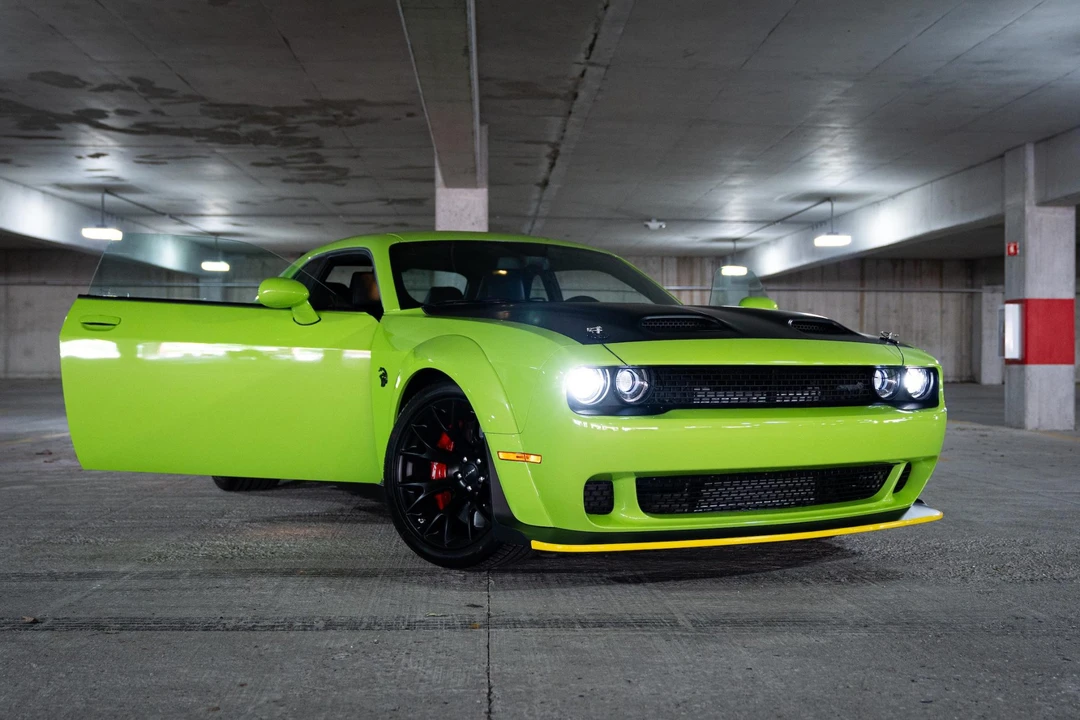 2023 Dodge Challenger SRT Hellcat 3rd Gen - Image 5 of 31