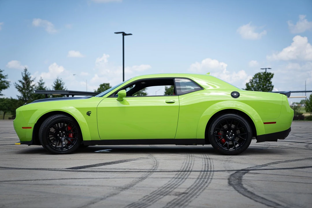 2023 Dodge Challenger SRT Hellcat 3rd Gen - Image 20 of 31
